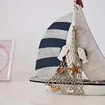 Ana Подстрана