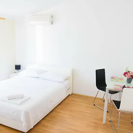 Ana Apartman